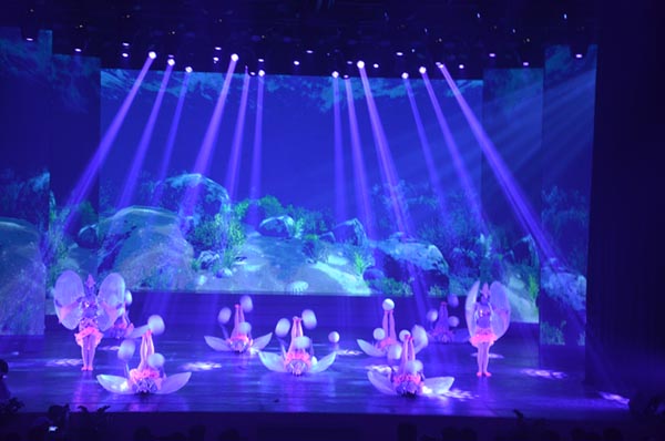 j9平台官网光电浓情助阵《芙蓉国里》华美演绎璀璨潇湘