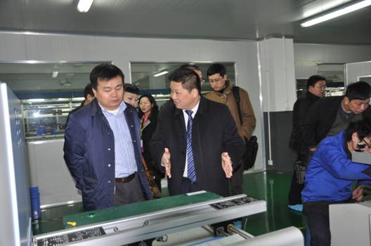 国家财政部综合司邱江涛处长一行莅临j9平台官网光电调研、指导工作